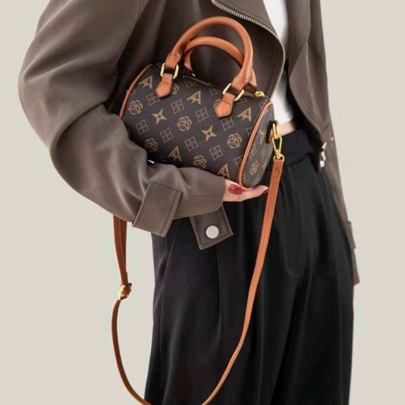 All Over Print Boston Hand Bag - Picture 2 of 8